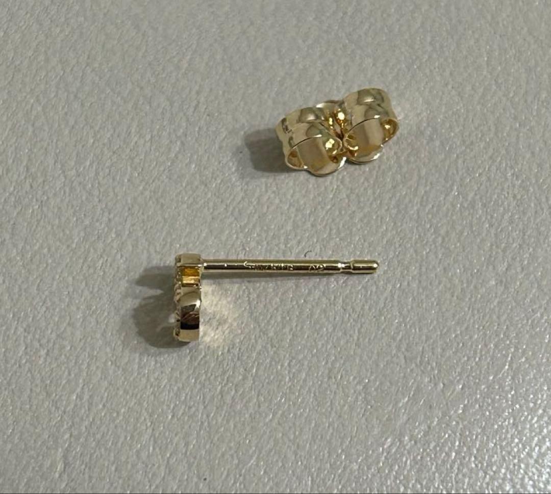スタージュエリー　K18 ダイヤモンド　イニシャル　ピアス