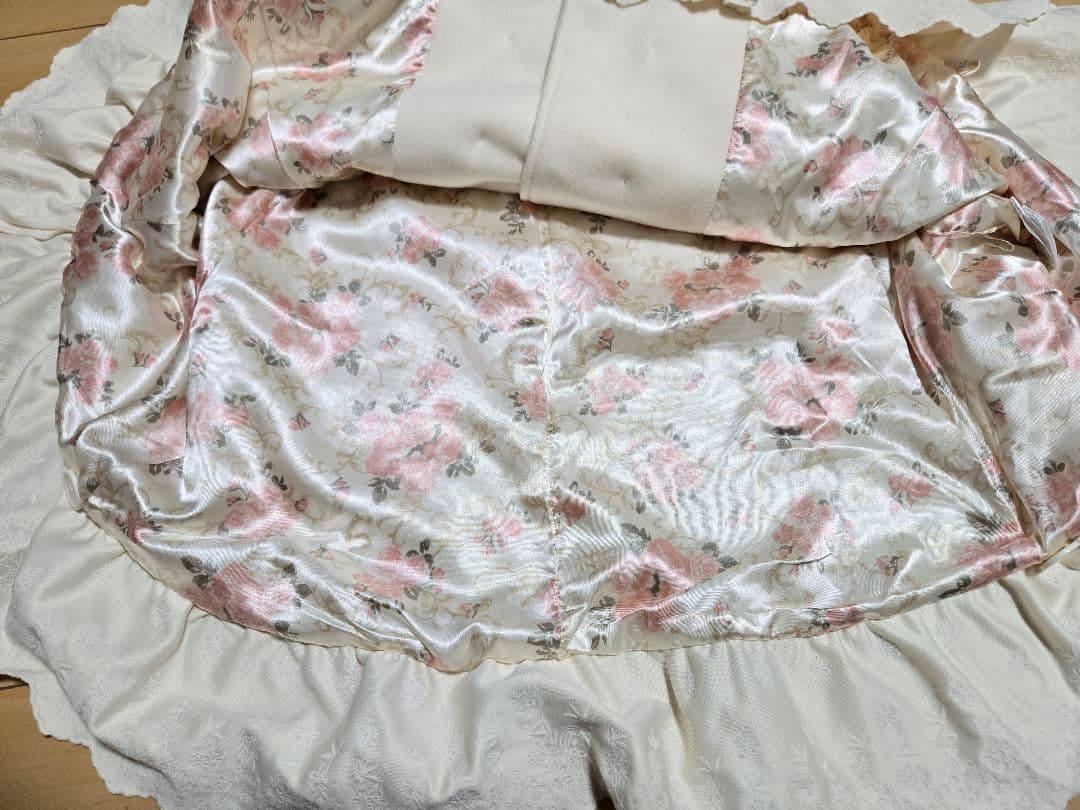 LIZMELO リズメロ　ケープマント　オフホワイトファー付 LIZLISA