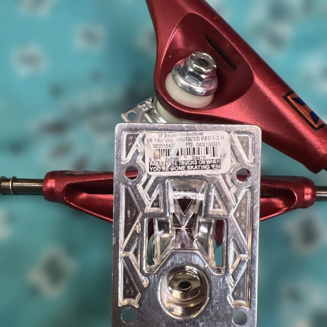 V-Hollow レッドトラック ベンチャー5.2H 人気 商品 通販