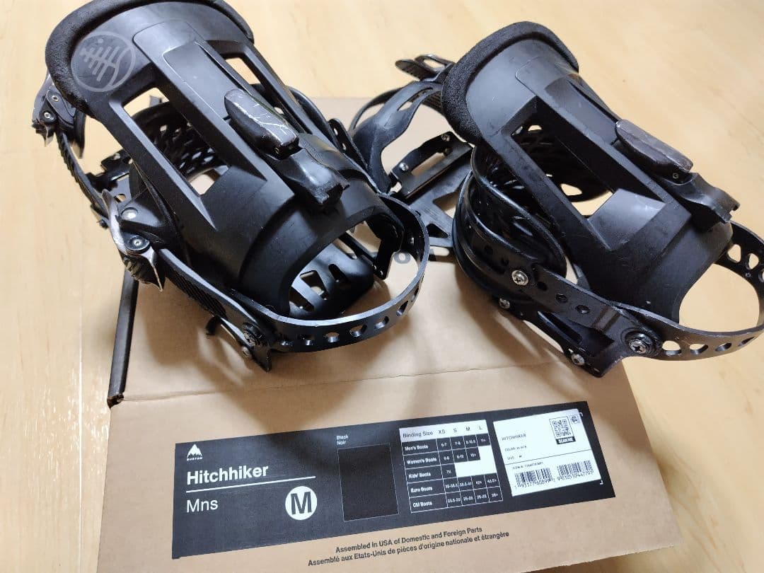 BURTON 　HICHHIKER　Mサイズ　ヒッチハイカー SPARK R&D