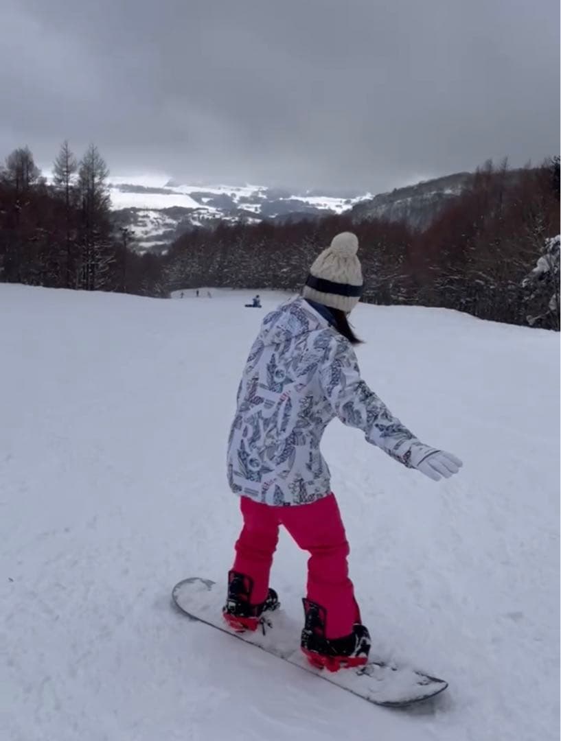 ROXY　スノボウェア　上下セット　Ｍ　総柄　ロゴ　ホワイト　ピンク