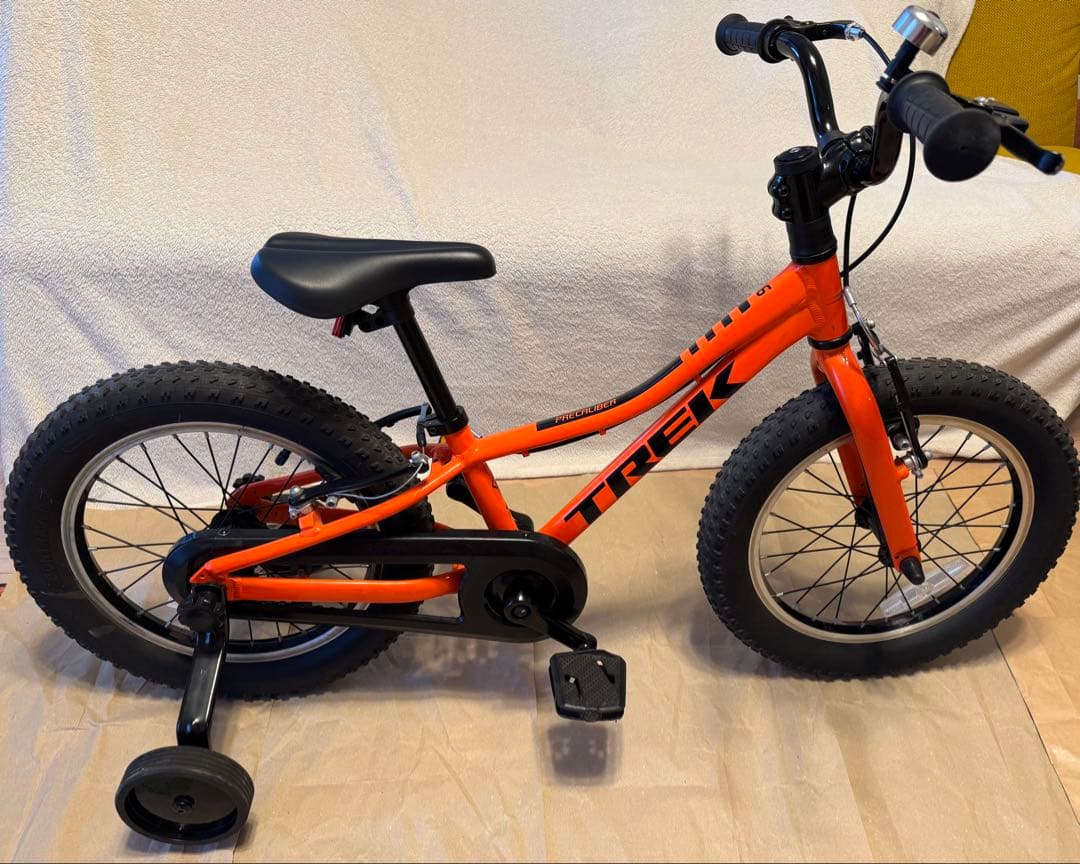 TREK 16インチホイールキッズバイク