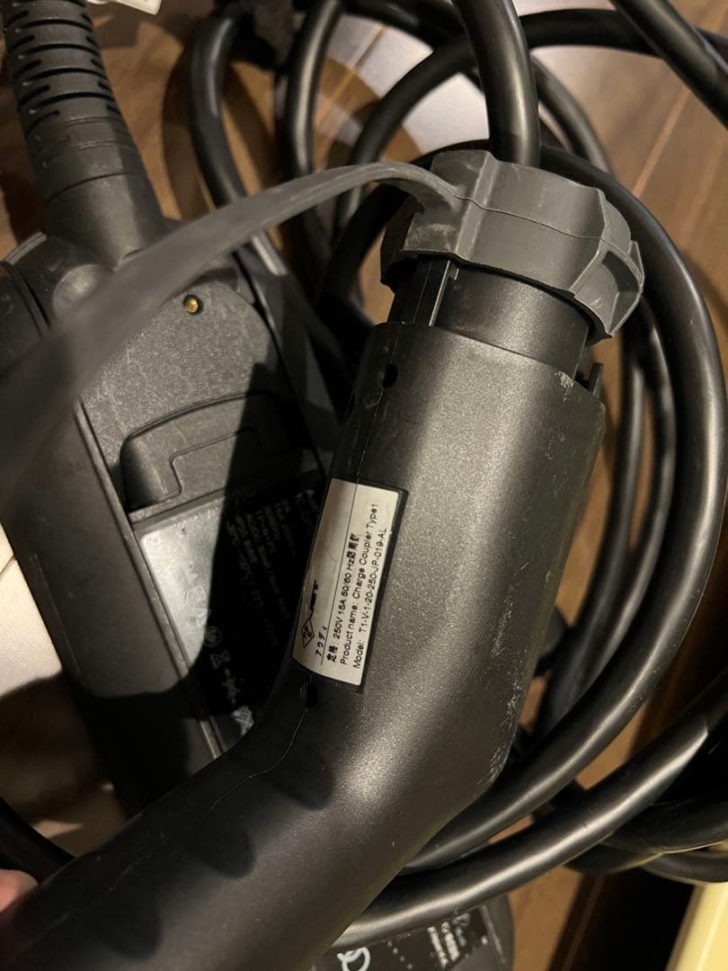 e-tron 電気自動車 充電器 Q8 Q4