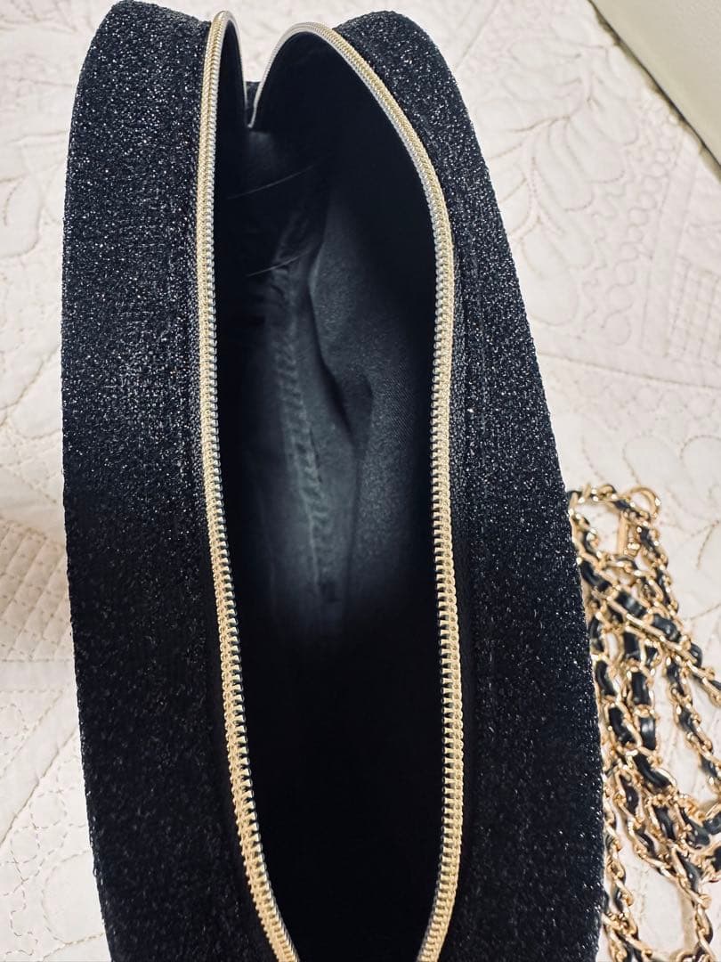 新品CHANEL 黒ノベルティコフレポーチ☆ラメ入りショルダーストラップ