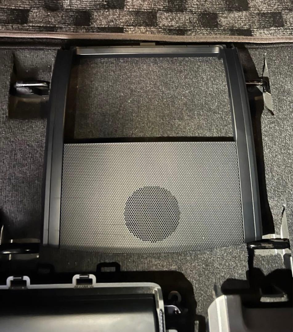 トヨタSAIカーナビ本体 エアコンパネル付き動作確認済み