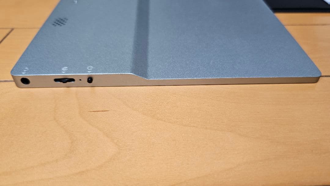 モバイルディスプレイ IVV 12.5 インチ4K 解像度（3840x2160）