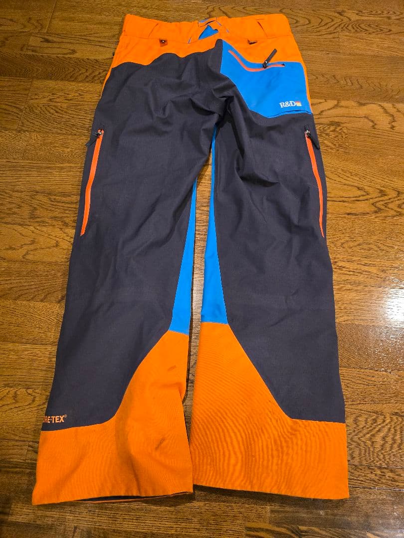 ピークパフォーマンス　ヘリグラビティ　上下セット