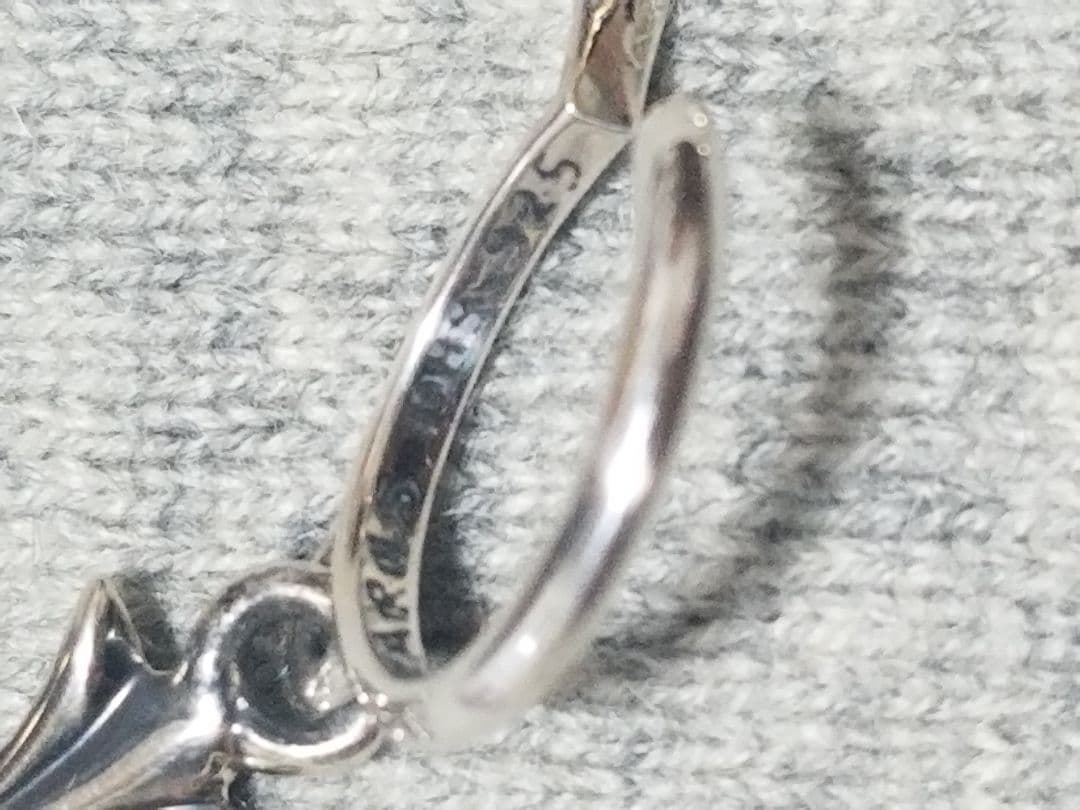 Chrome HeartsタイニーCHクロス フープイヤリングピアス