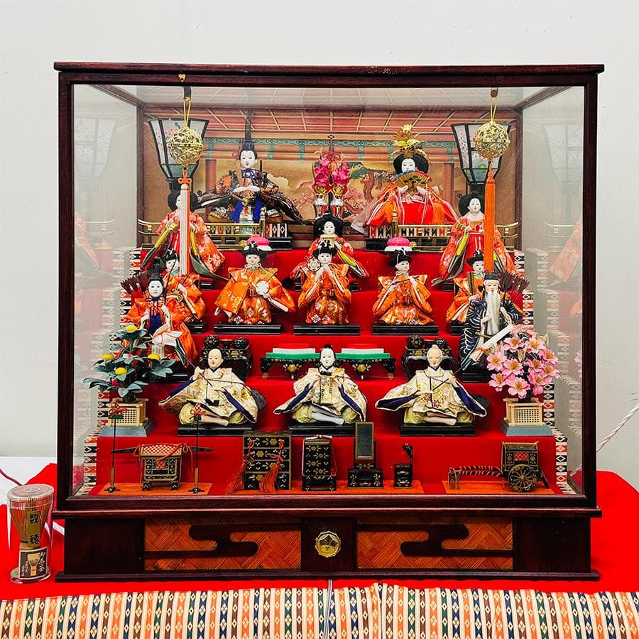 お雛様 ガラスケース入り 雛人形十五人 コンパクト 高さ71cm 巾74奥行54