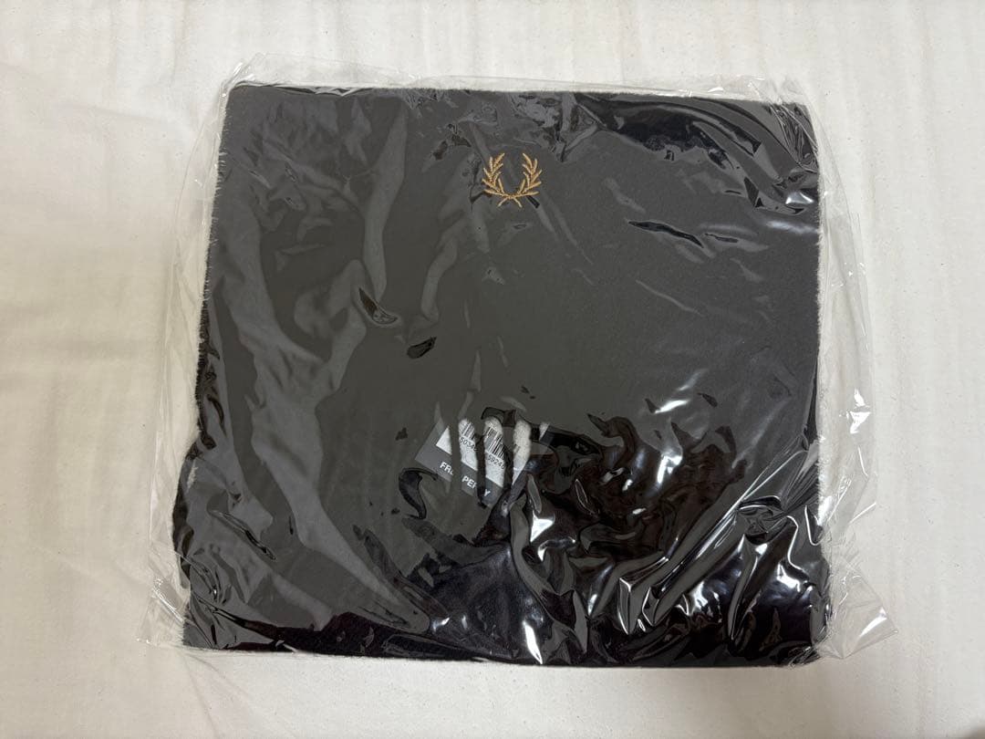【新品未使用】Fred Perry（フレッドペリー） / マフラー