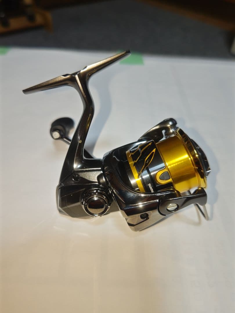 美品　シマノ 20 ツインパワー C2000S