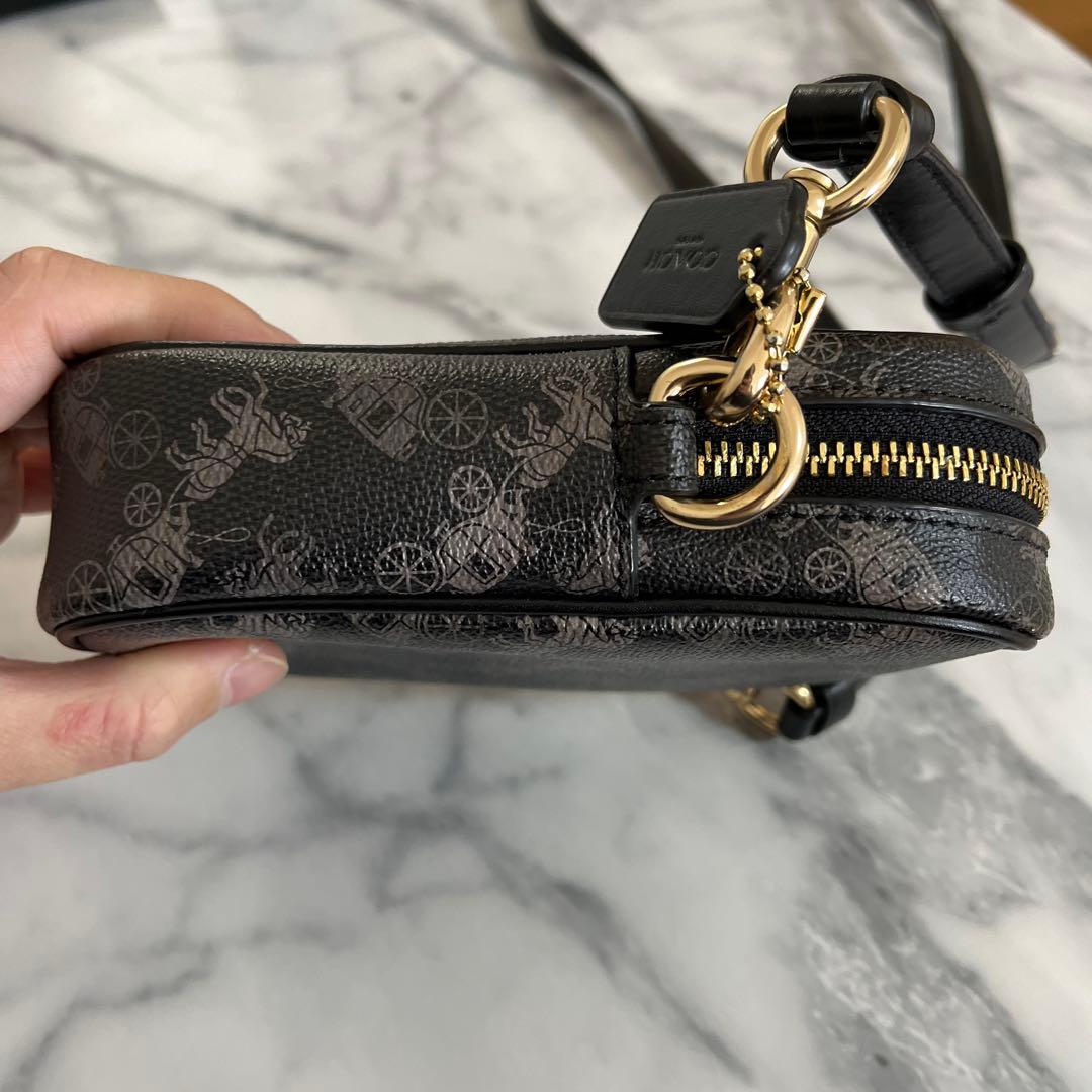 COACH ブラック ショルダーバッグ　コーチ