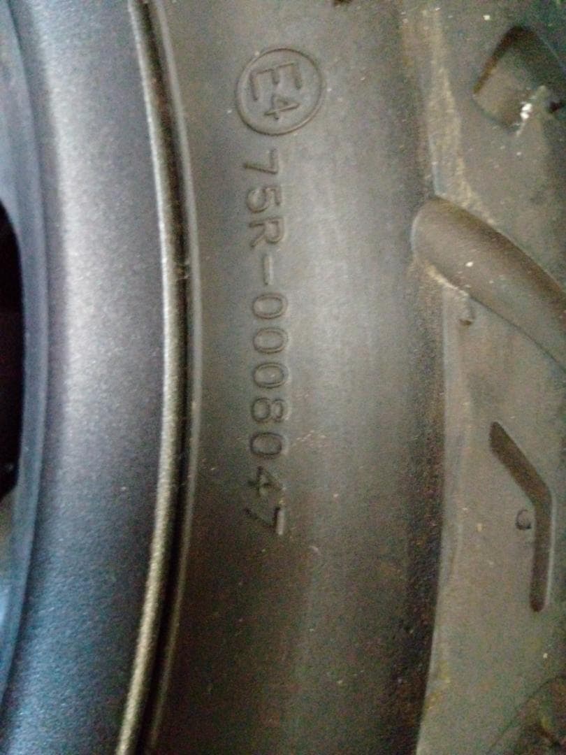 ホンダDio 110 バイクのタイヤとホイールブラックスポークホイールセット