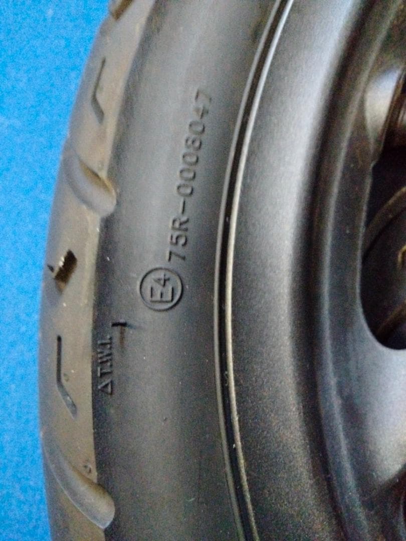 ホンダDio 110 バイクのタイヤとホイールブラックスポークホイールセット