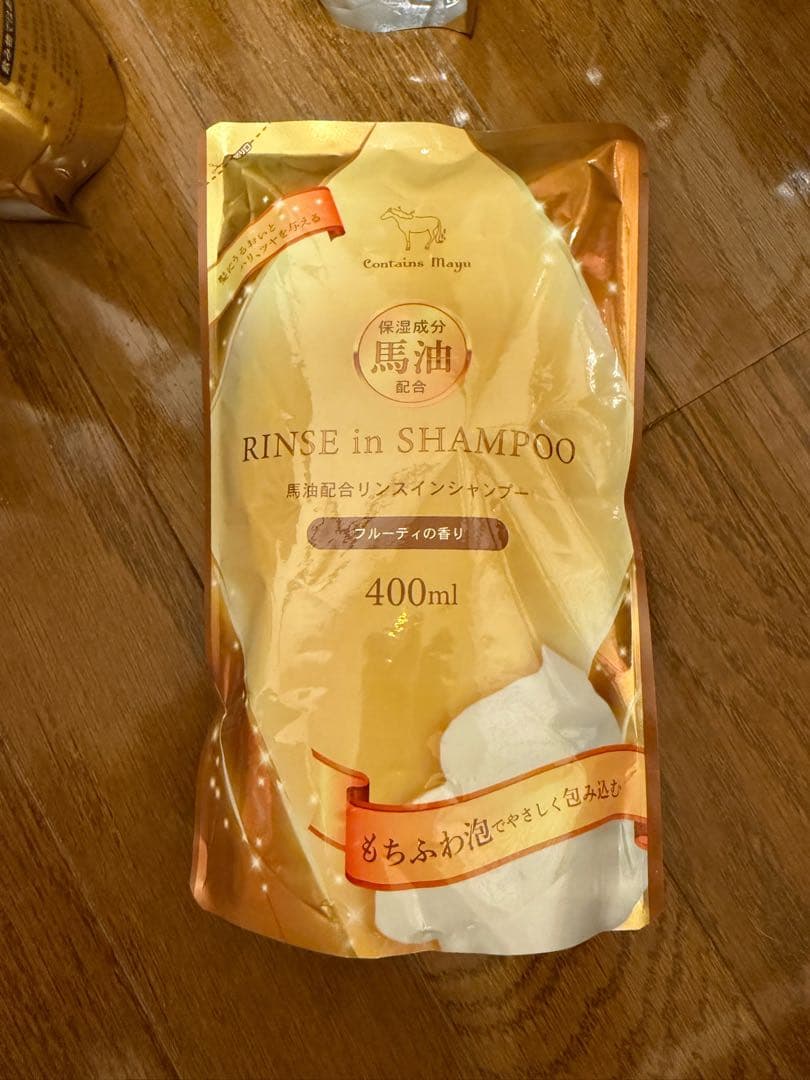 馬油配合リンスインシャンプー 詰替 400ml 52袋 フルーティの香り