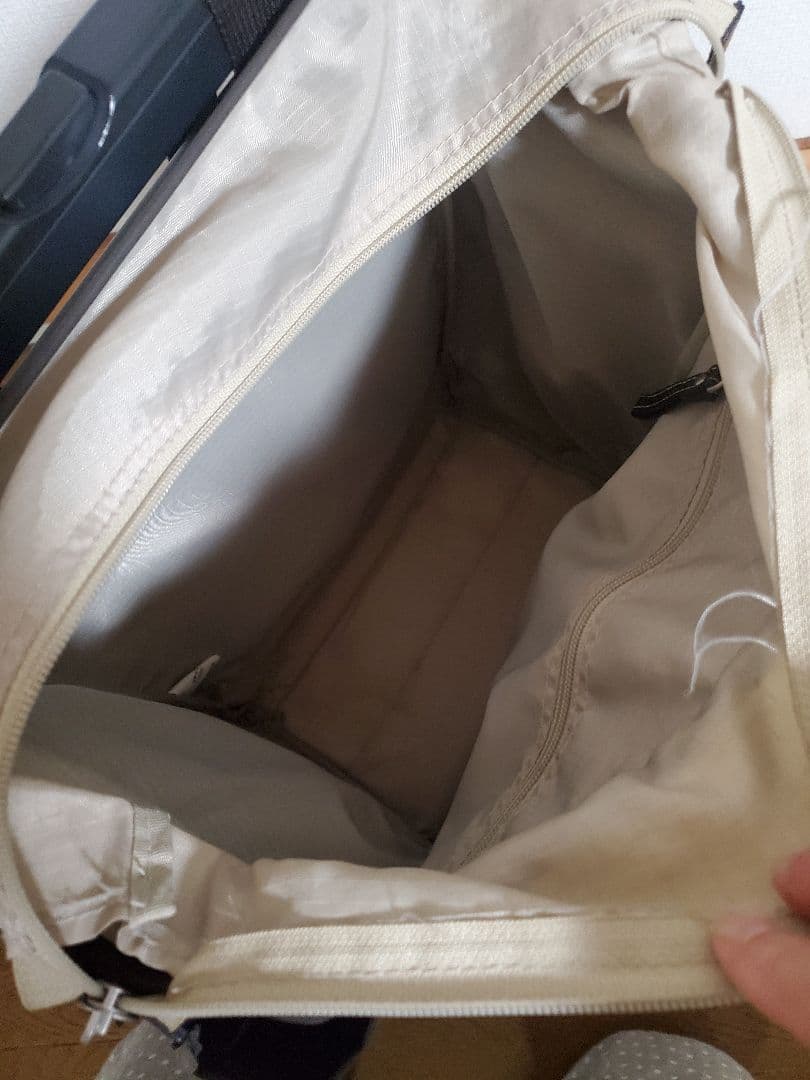 SWANY　スワニー　キャリーバッグ