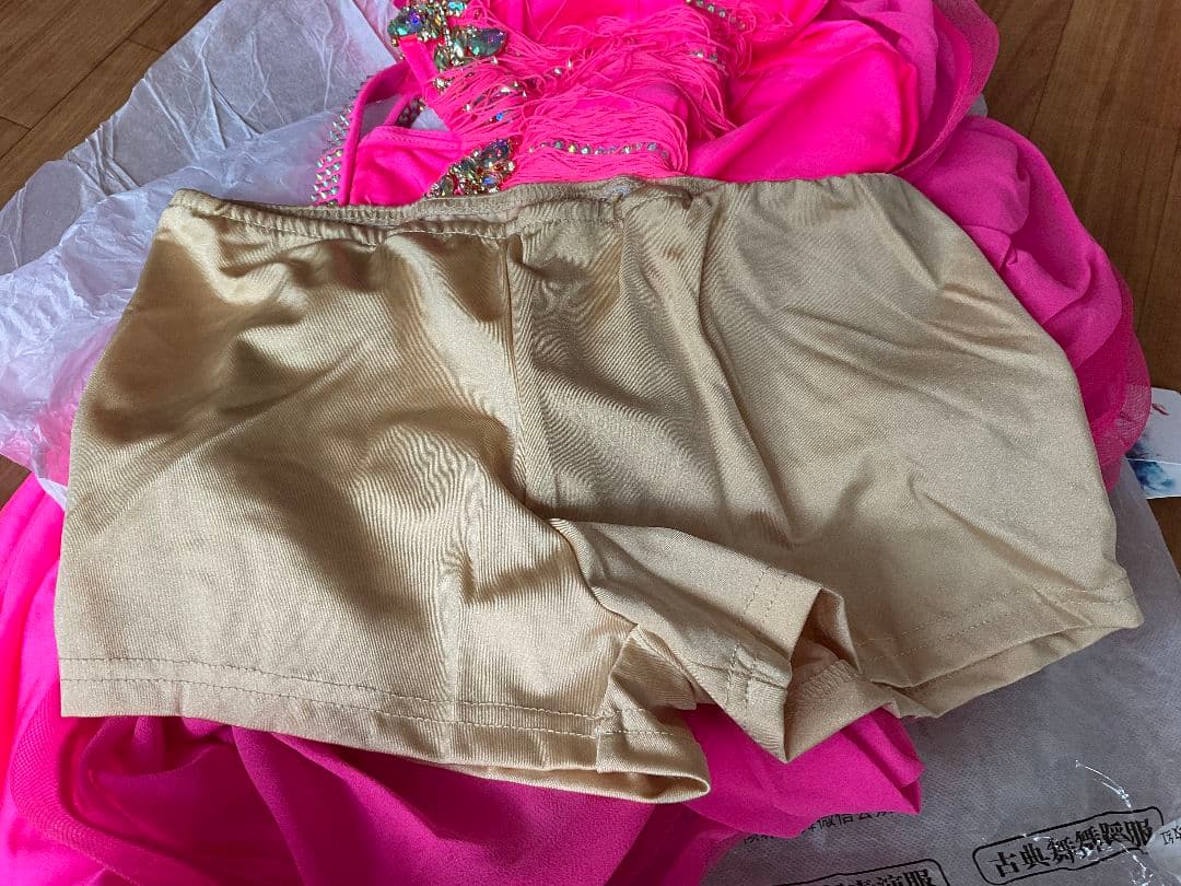 ピンク フリンジ ベリーダンス セットアップ