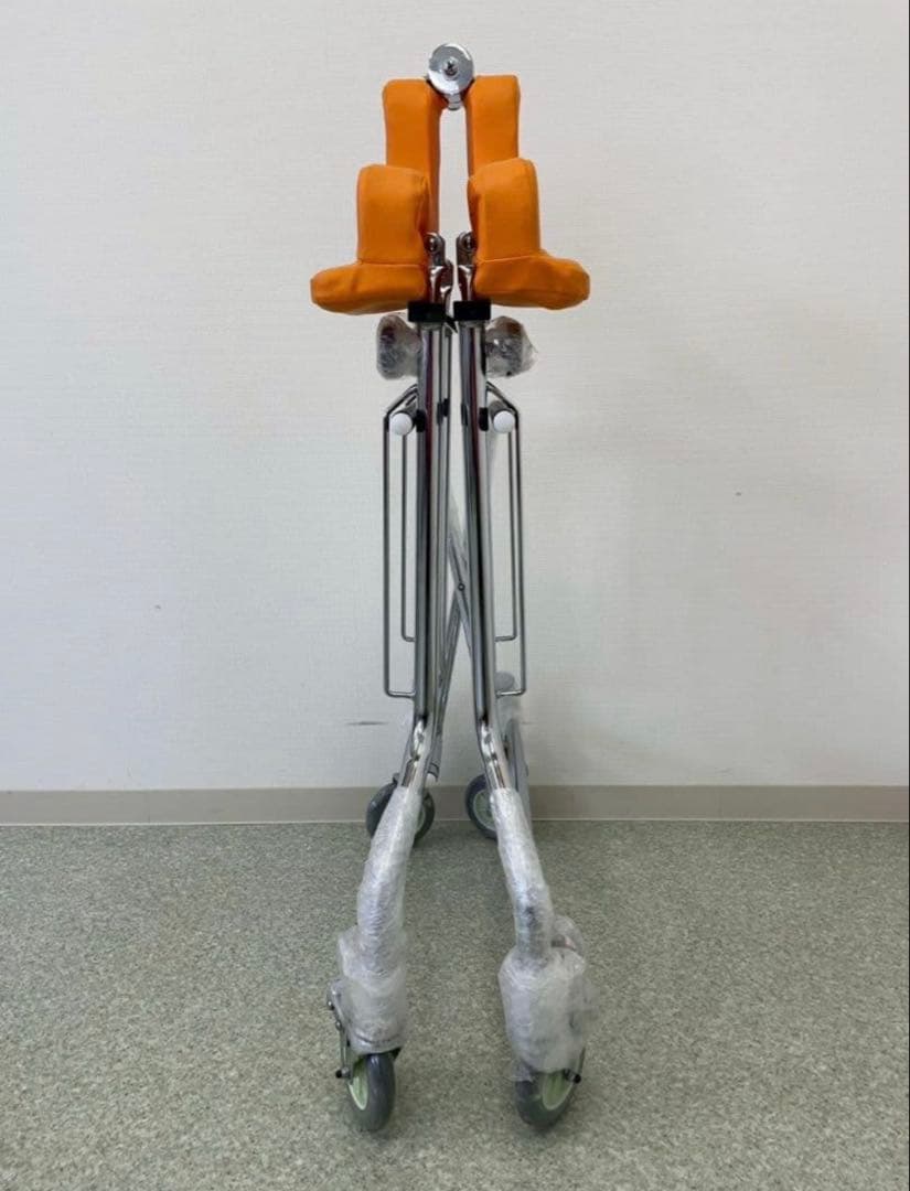 used 医療歩行器：アルコー1G-T型