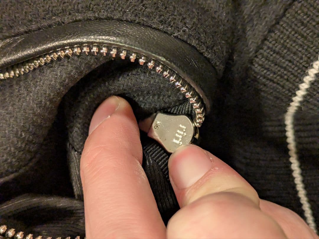 ぱるるん　Amiri 骨 ボーンバーシティウールブルゾン 50