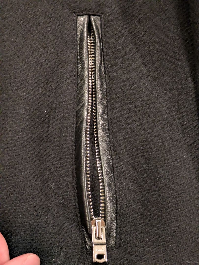 ぱるるん　Amiri 骨 ボーンバーシティウールブルゾン 50