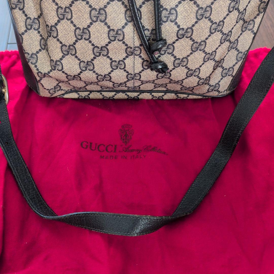 GUCCI　イタリア製　ＧＧ柄 ショルダーバッグ 保存袋付き
