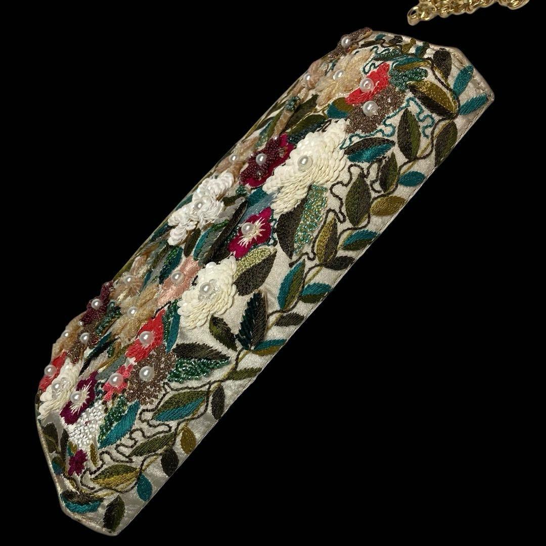 グレースコンチネンタル 2wayショルダーバッグ 花 ビーズ 刺繍