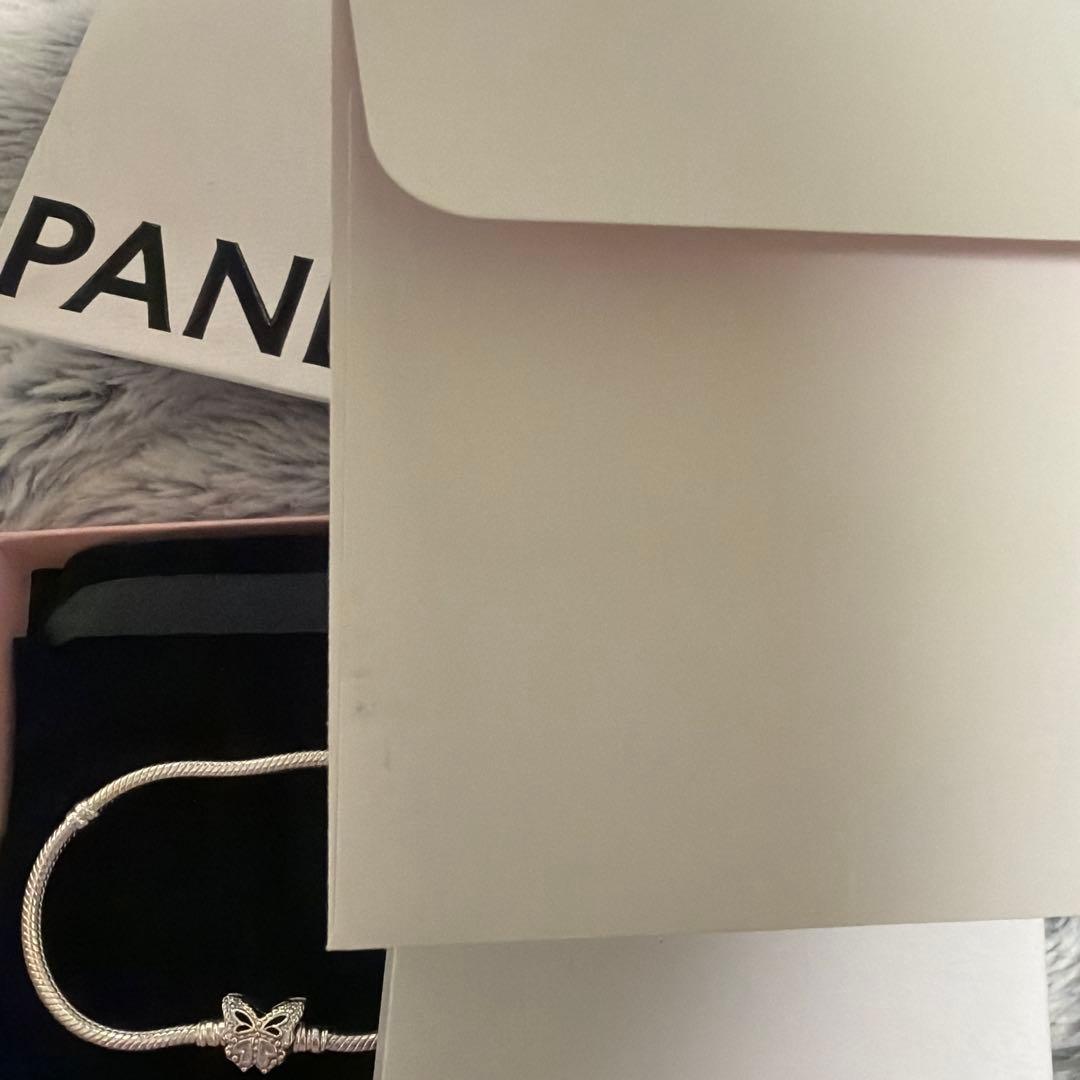 【お値下げしました】Pandora バタフライチェーンブレスレット