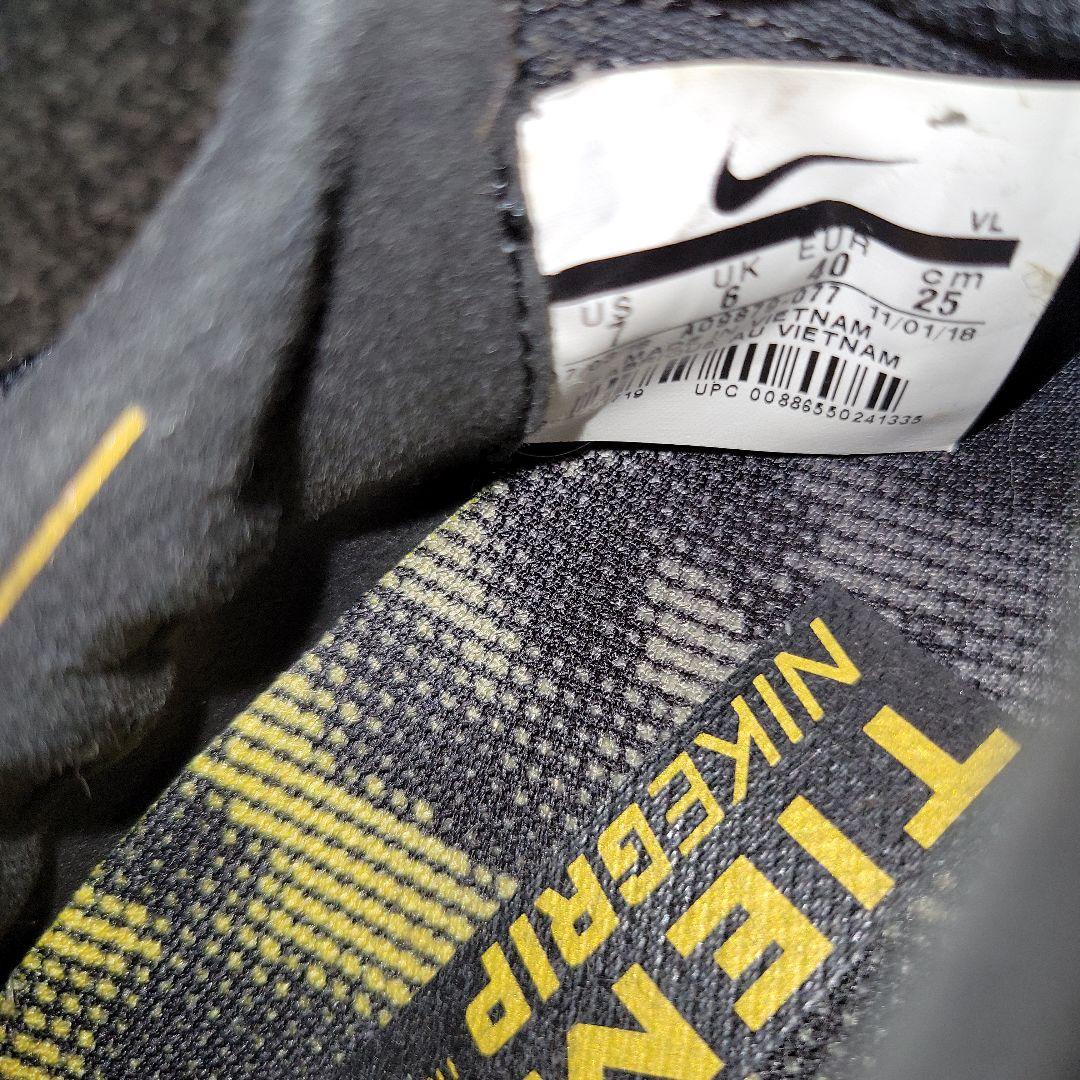 サッカースパイク25.0 tiempoティエンポ