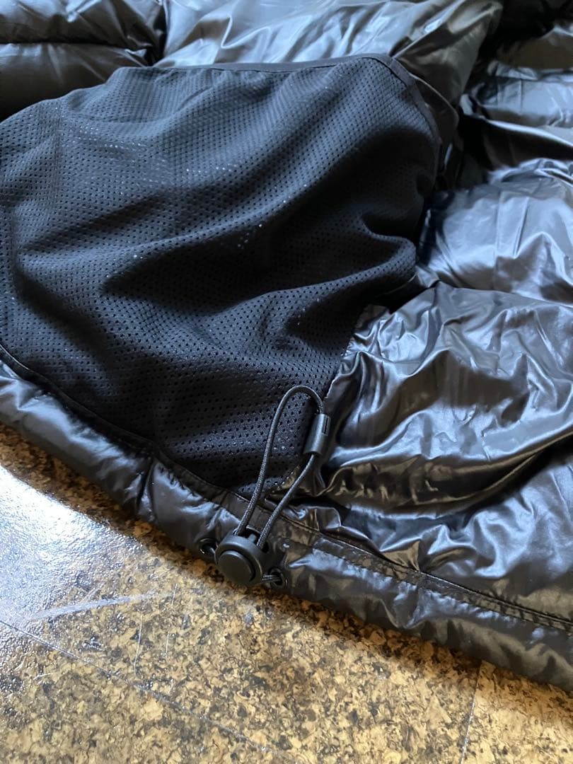 UNDERCOVER ダウンジャケット