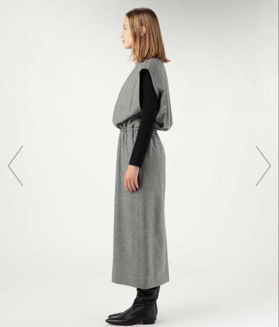 ウールサキソニーストレッチ ウエストギャザーワンピース トゥモローランド