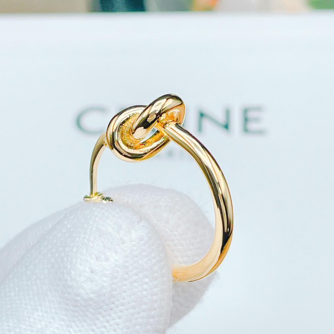 ◇セリーヌ◇ 新品仕上済 ノット スモール フープ ピアス ゴールド 2.66g