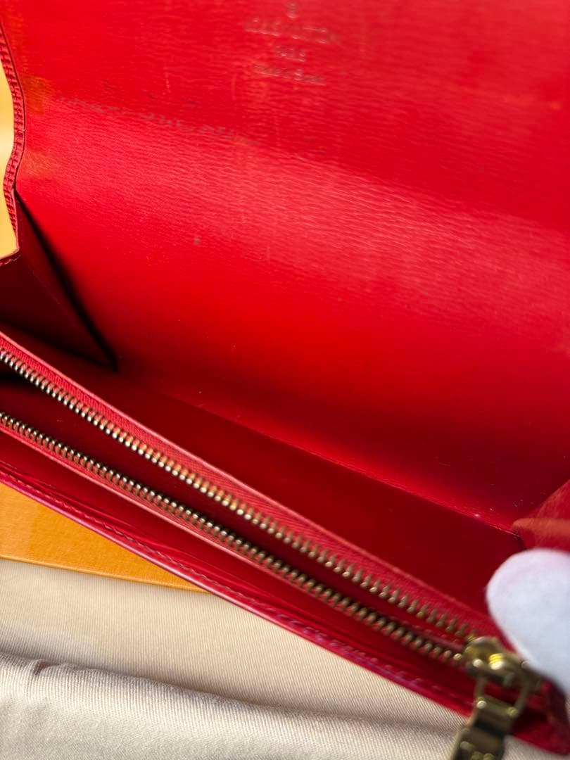 ルイヴィトン 長財布 エピ ポルトフォイユサラ レッド 【美品】