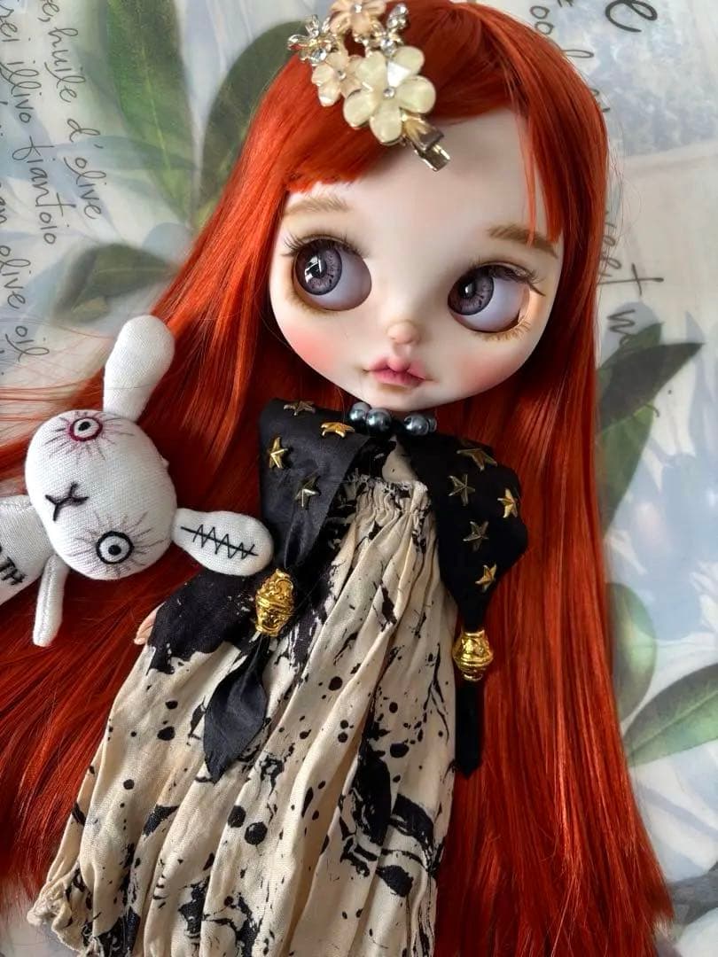 カスタムアイシードール ネオサイズ 白肌 赤茶サラサラストレート