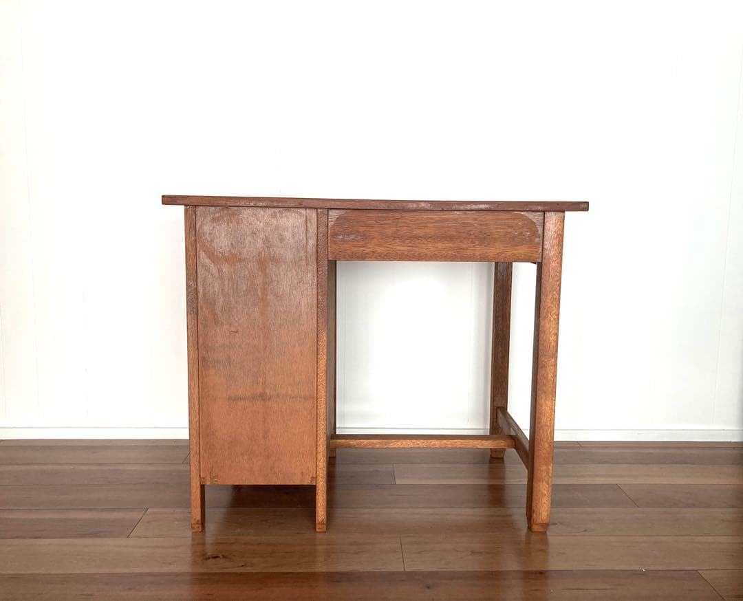 【メンテ済み】シンプルなデザインの木製机　片袖机　ビンテージ　昭和レトロ