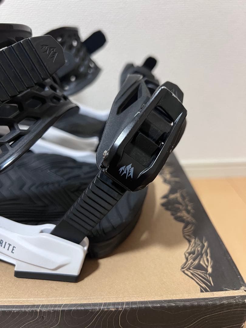 JONES METEORITE Sサイズ ジョーンズ　メテオライト　ビンディング