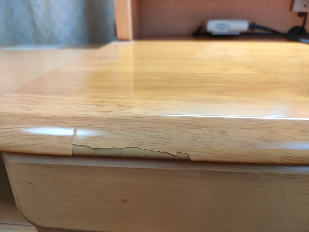 りんごくろがね工作所　学習机