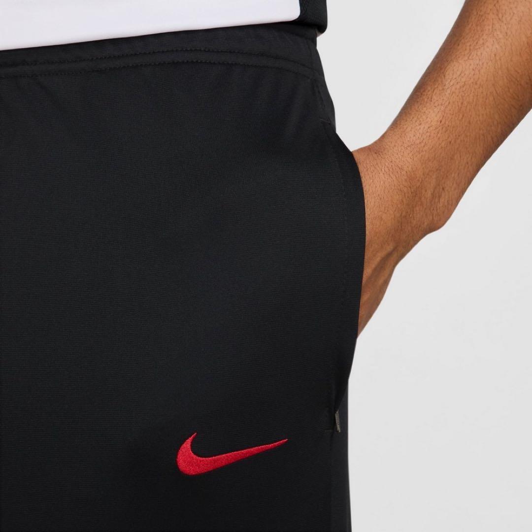 新品！ナイキ リバプール FC トラックパンツ ジョガーパンツ 黒 L