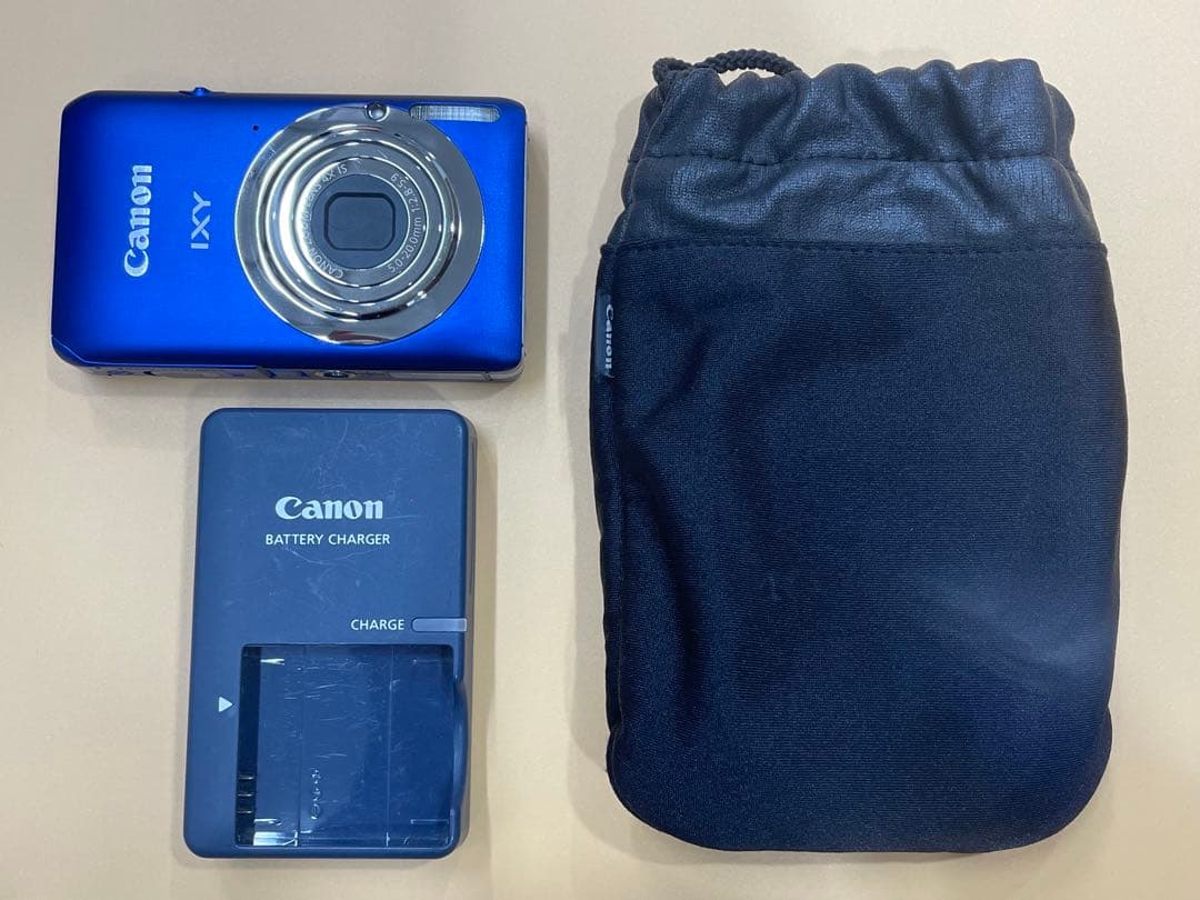 【美品】Canon キャノン IXY210F デジタルカメラ　充電器 保存袋付き