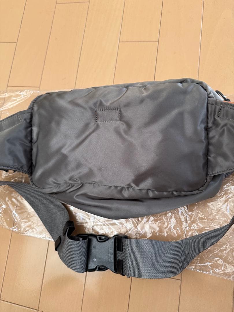 【廃盤色】吉田カバン PORTER ボディバッグ ショルダー シルバーグレー