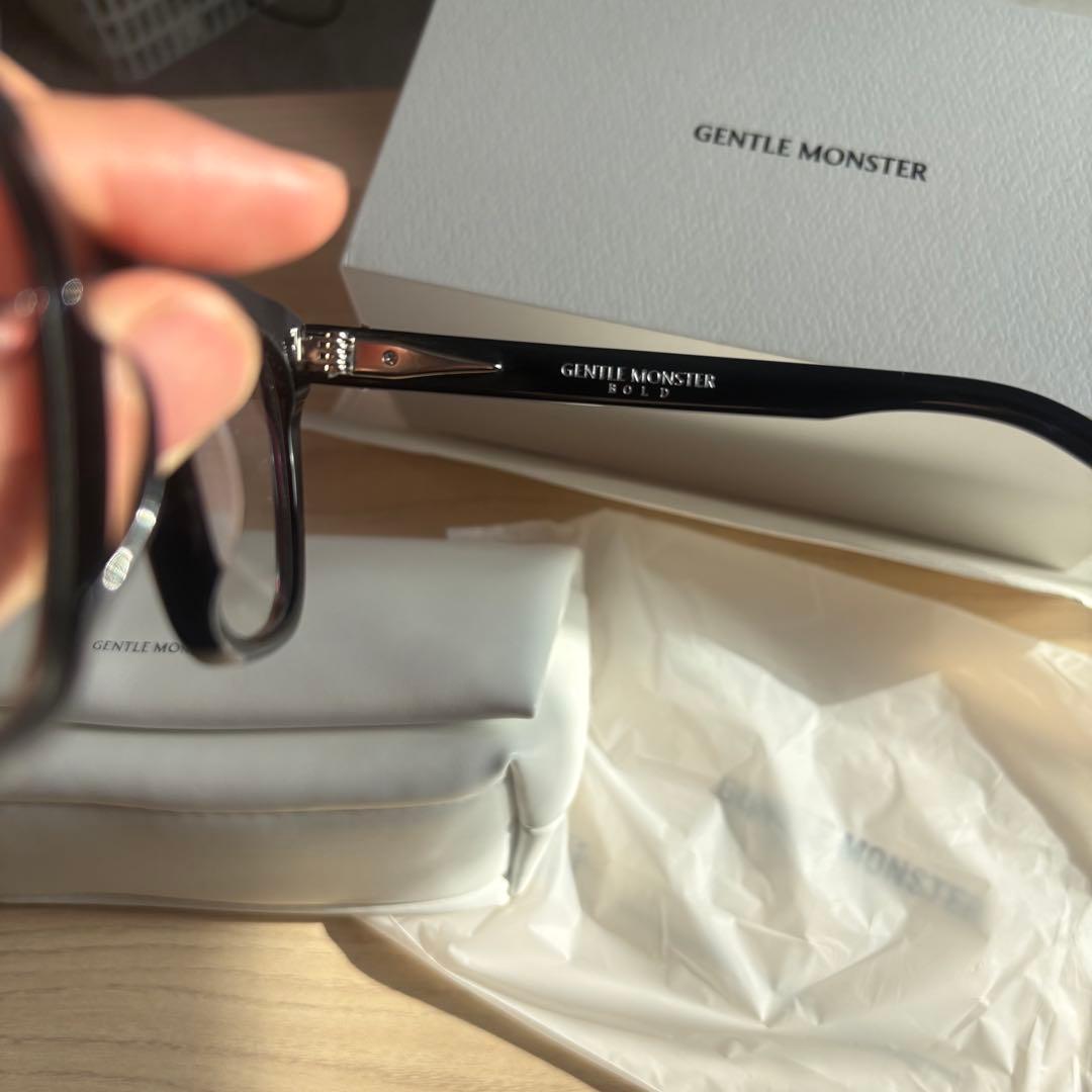 小物 GENTLE MONSTER BOLD OJO AMBUSH