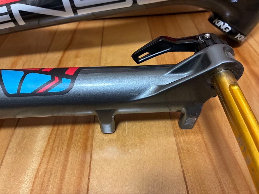 INTENSE PRIMER29 Mサイズ　フロントフォーク付