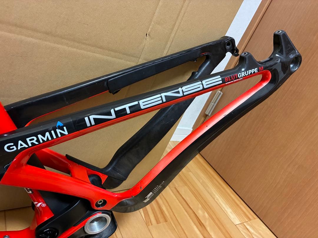 INTENSE PRIMER29 Mサイズ　フロントフォーク付