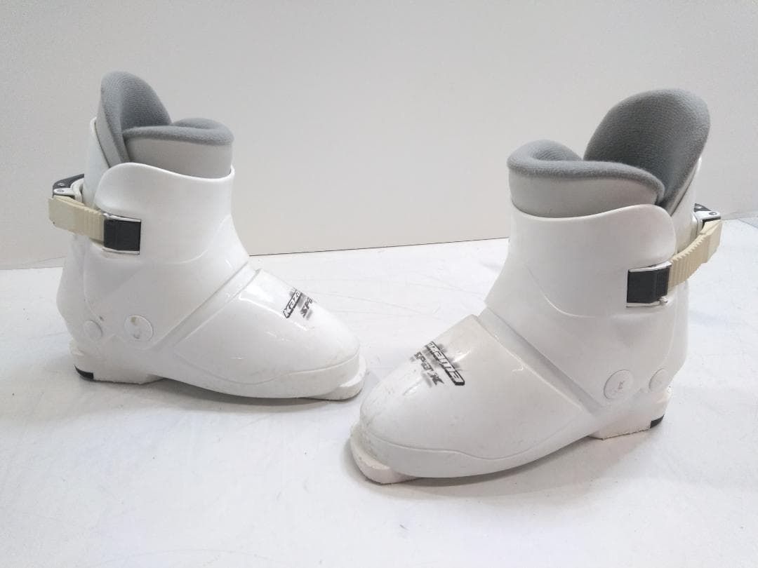 女の子 ジュニアスキー5点セット ピュアコンシャス140cm ブーツ24cm