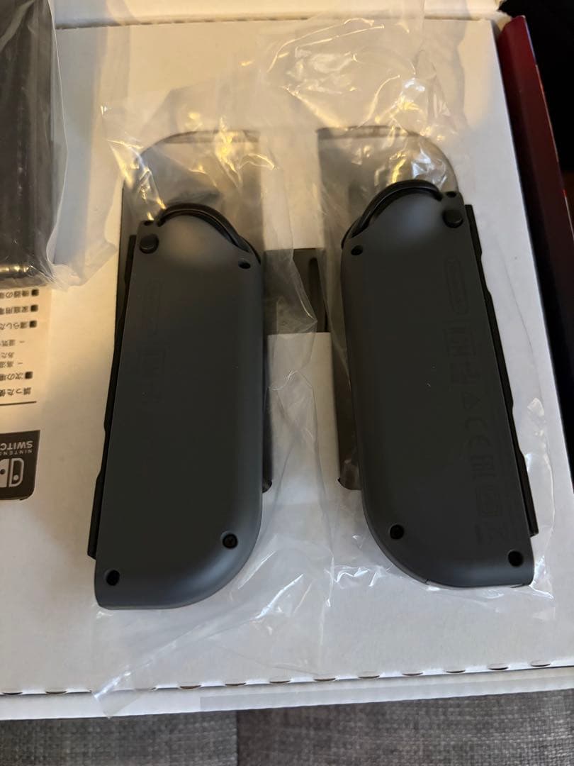 Nintendo Switch 本体 スイッチ　任天堂