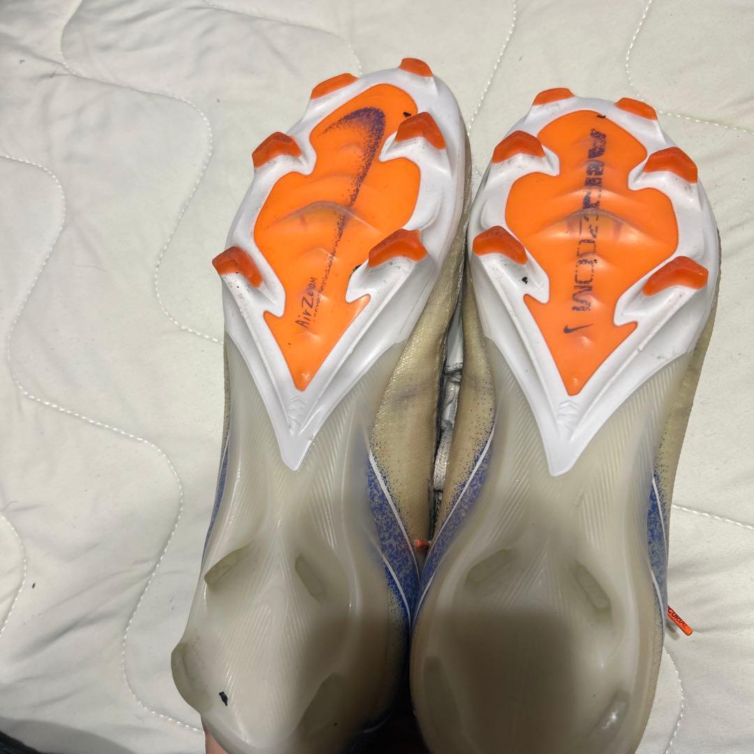 Nike マーキュリアルヴェイパー16