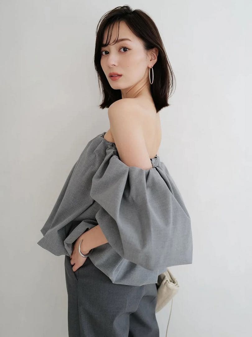 ánuans アニュアンス ボリュームバルーントップス