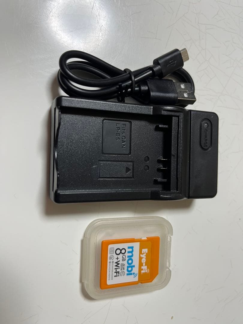 Canon EOS Kiss X3 + ズームレンズ EFS18-200mm 他