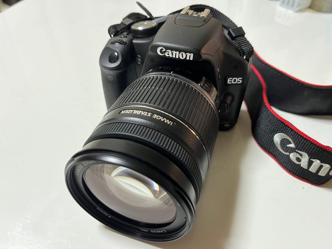 Canon EOS Kiss X3 + ズームレンズ EFS18-200mm 他