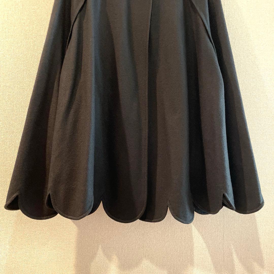 シーニュ cygne スカラップケープ　Sophie ブラック