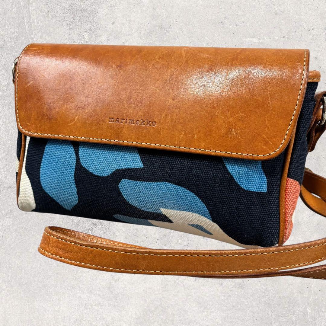 希少✨マリメッコ KAISA ショルダーバッグ レザー キャンバス - メルカリ